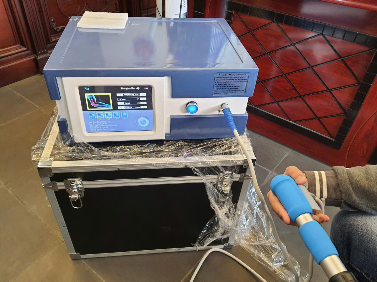 Máy trị liệu bằng sóng xung kích SW-13 - Ảnh 5